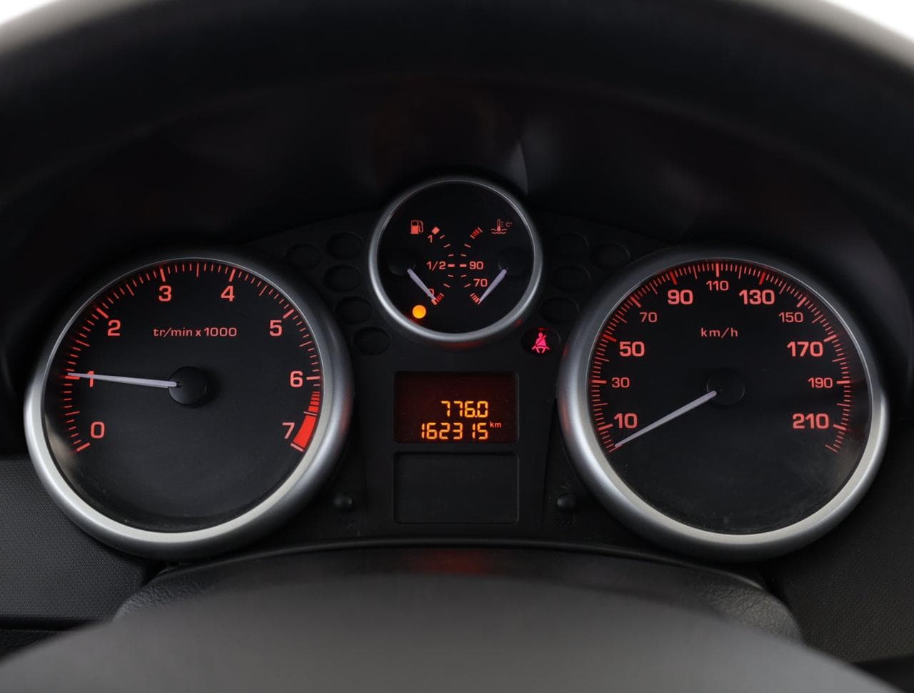 2008 Peugeot 207 - 14