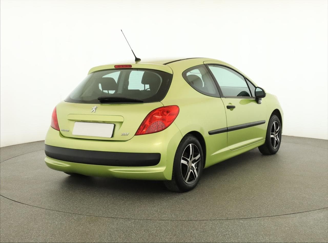 2008 Peugeot 207 - 7