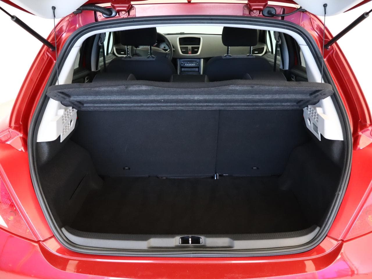 2010 Peugeot 207 - 33