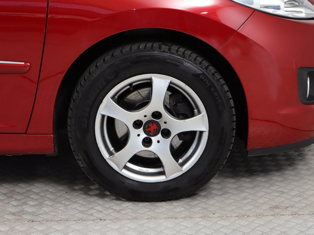 2010 Peugeot 207 - 35