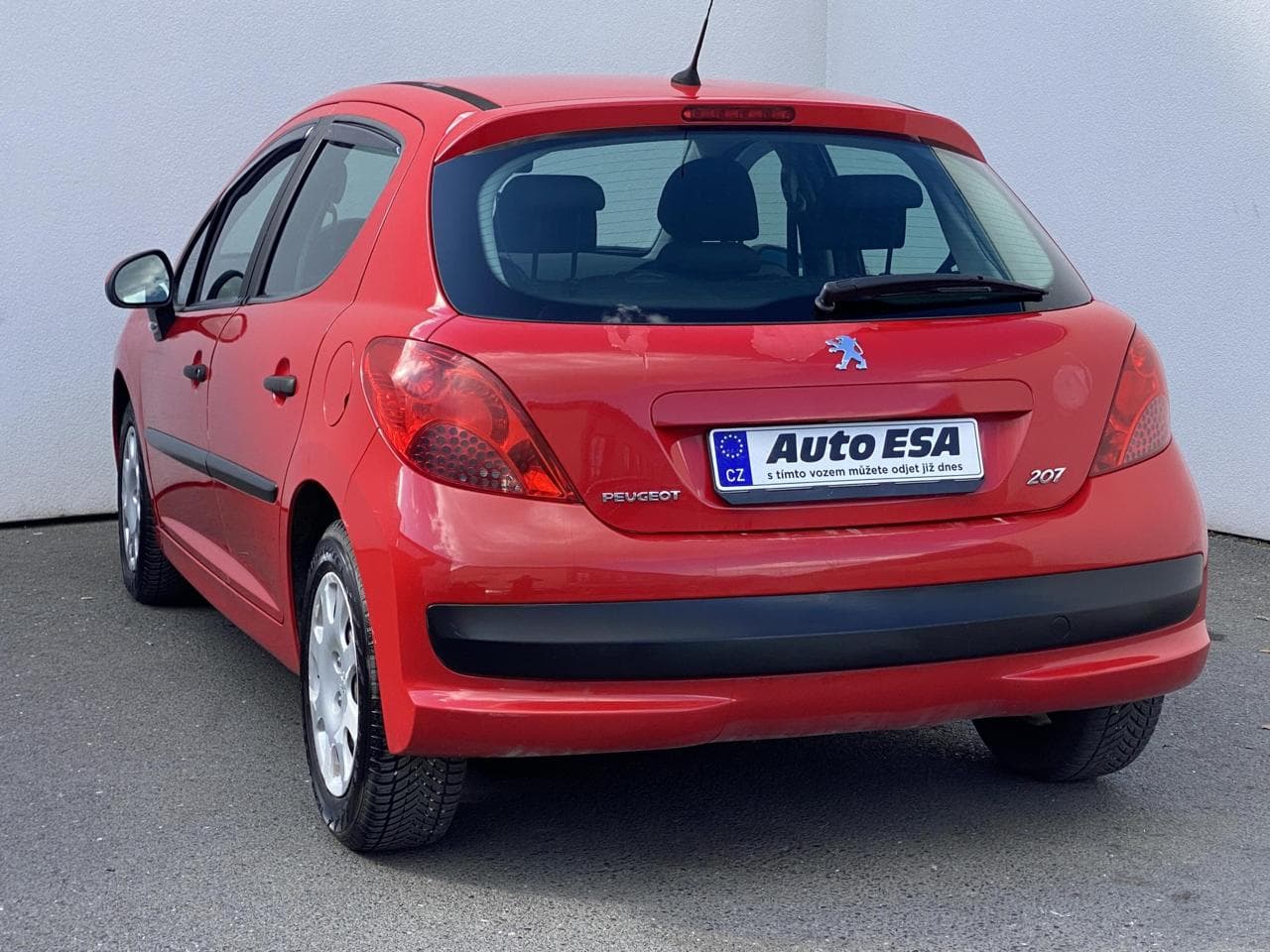 2008 Peugeot 207 - 6
