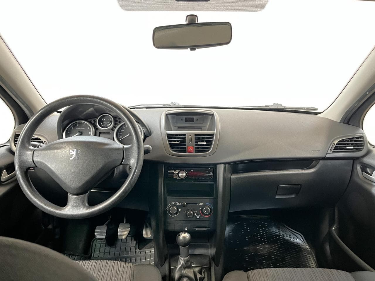 2011 Peugeot 207 - 8