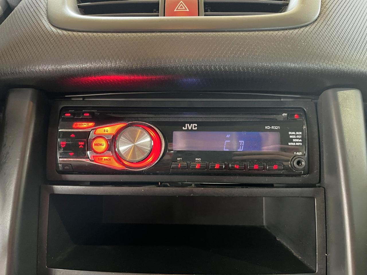 2011 Peugeot 207 - 11