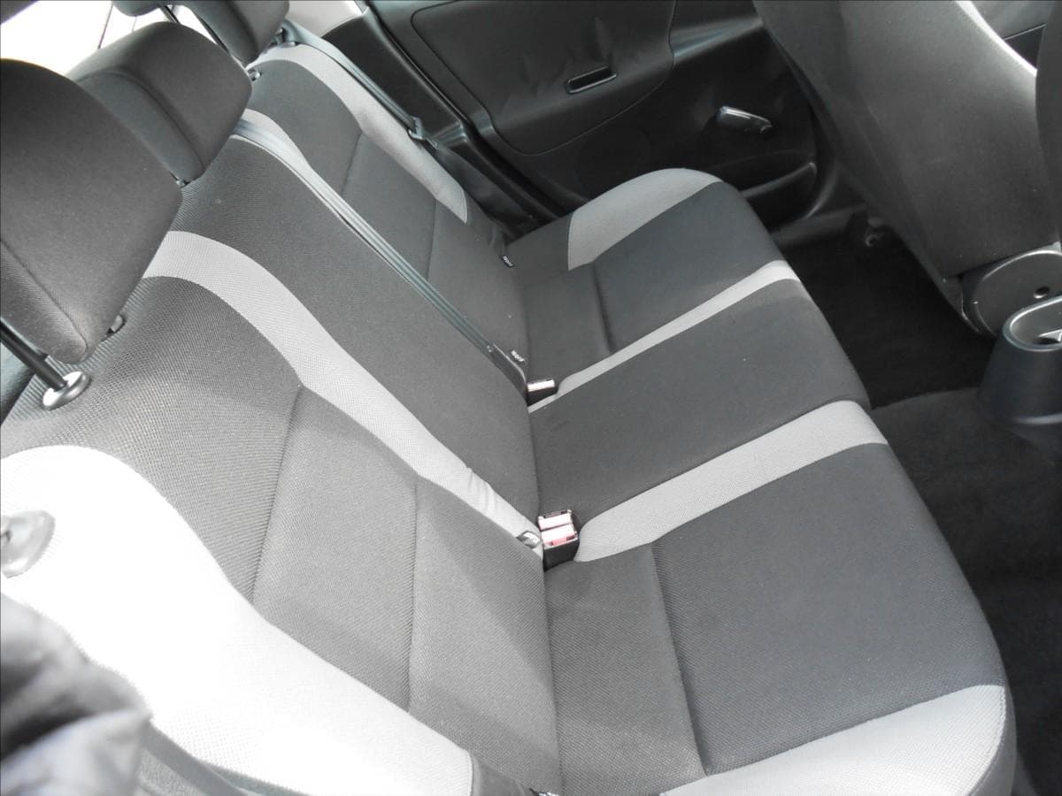 2007 Peugeot 207 - 15
