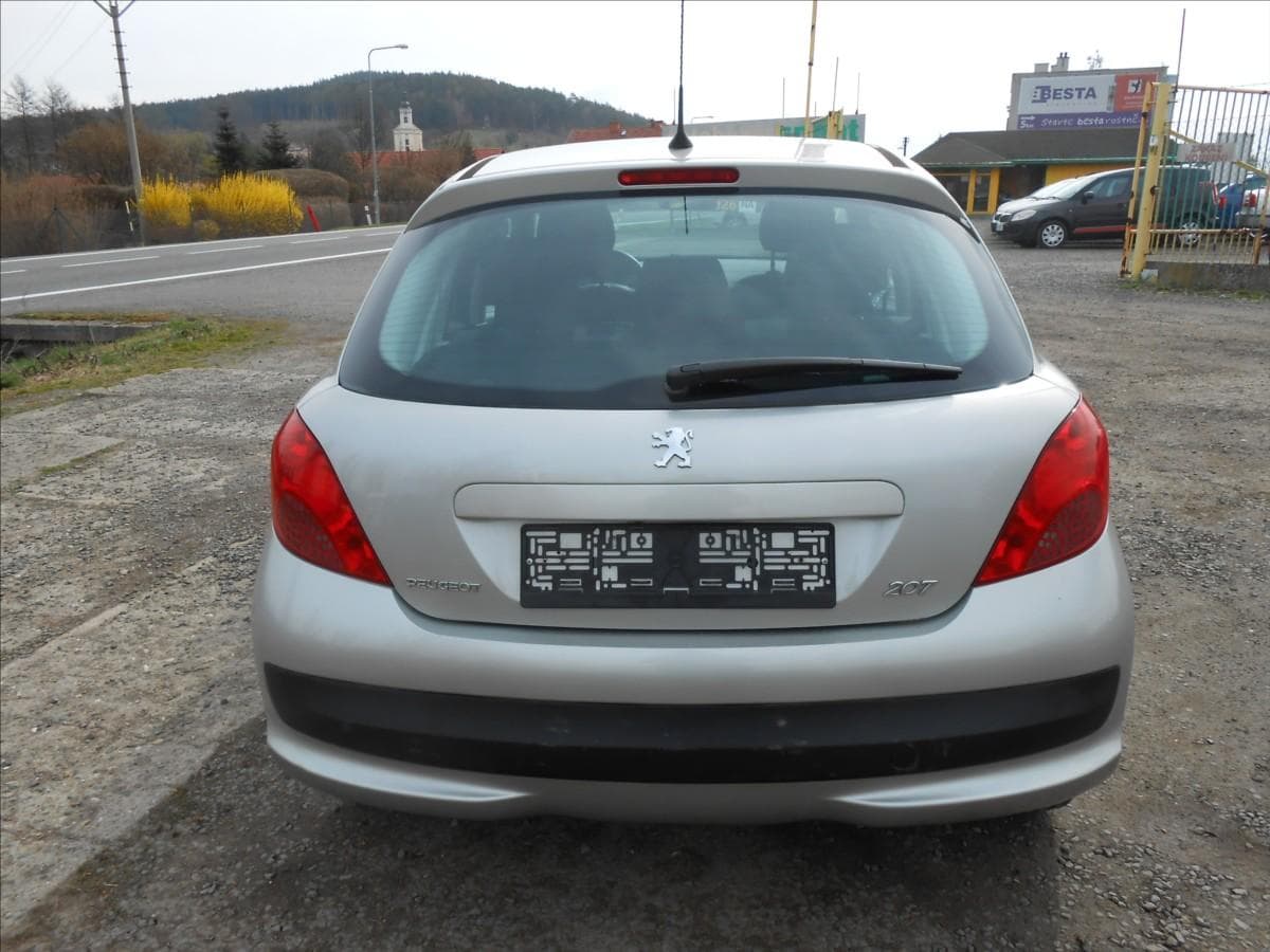 2007 Peugeot 207 - 7