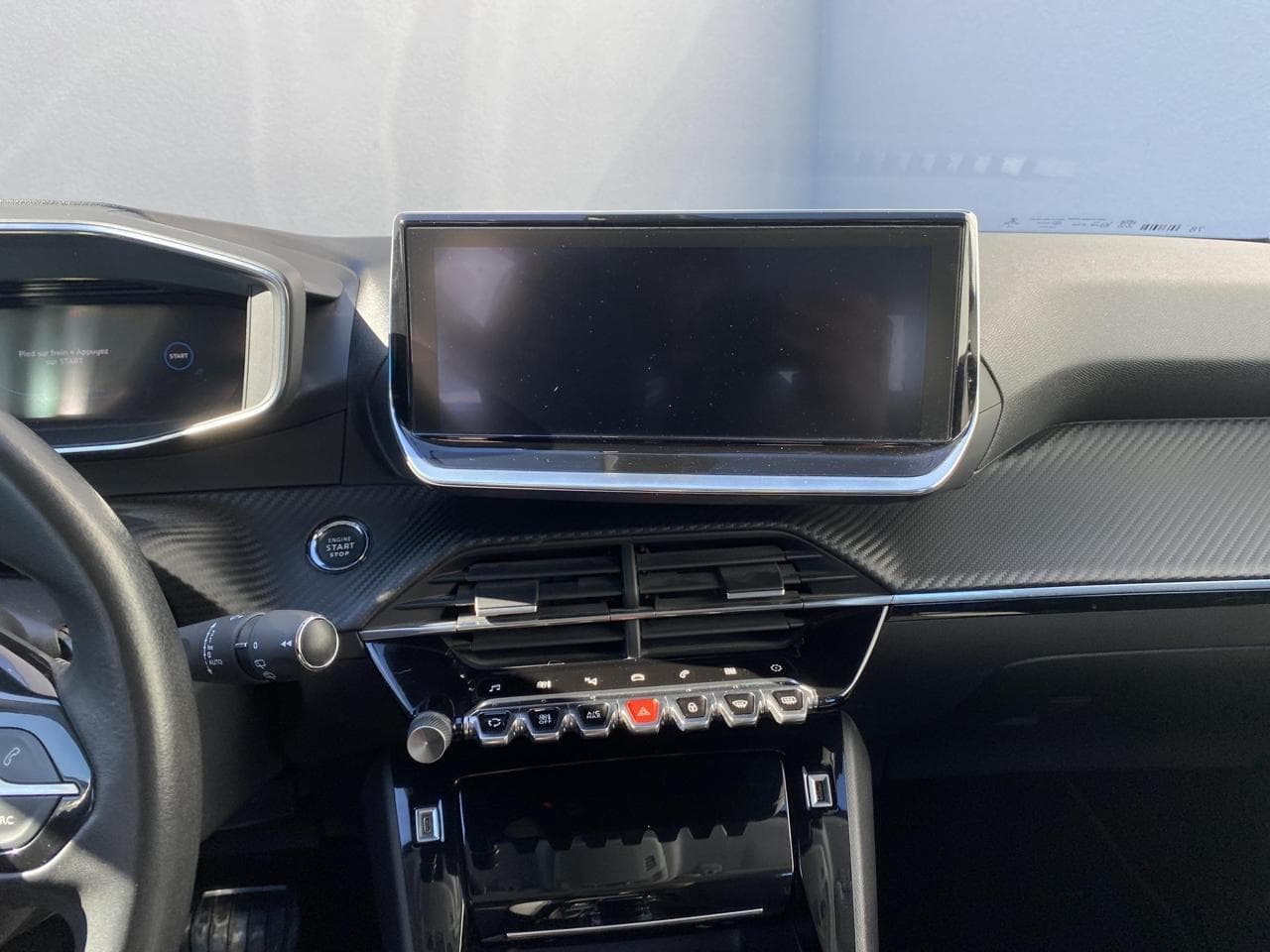 2019 Peugeot 208 - 12