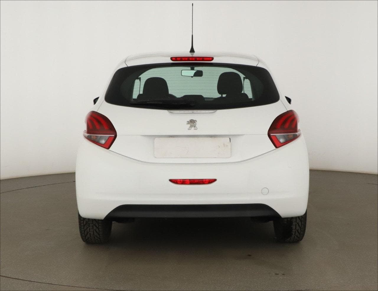 2018 Peugeot 208 - 6