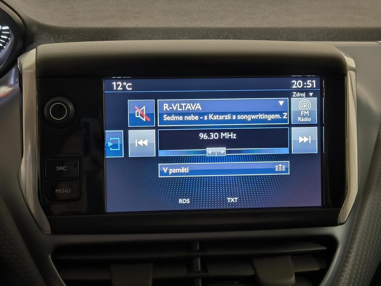 2016 Peugeot 208 - 14