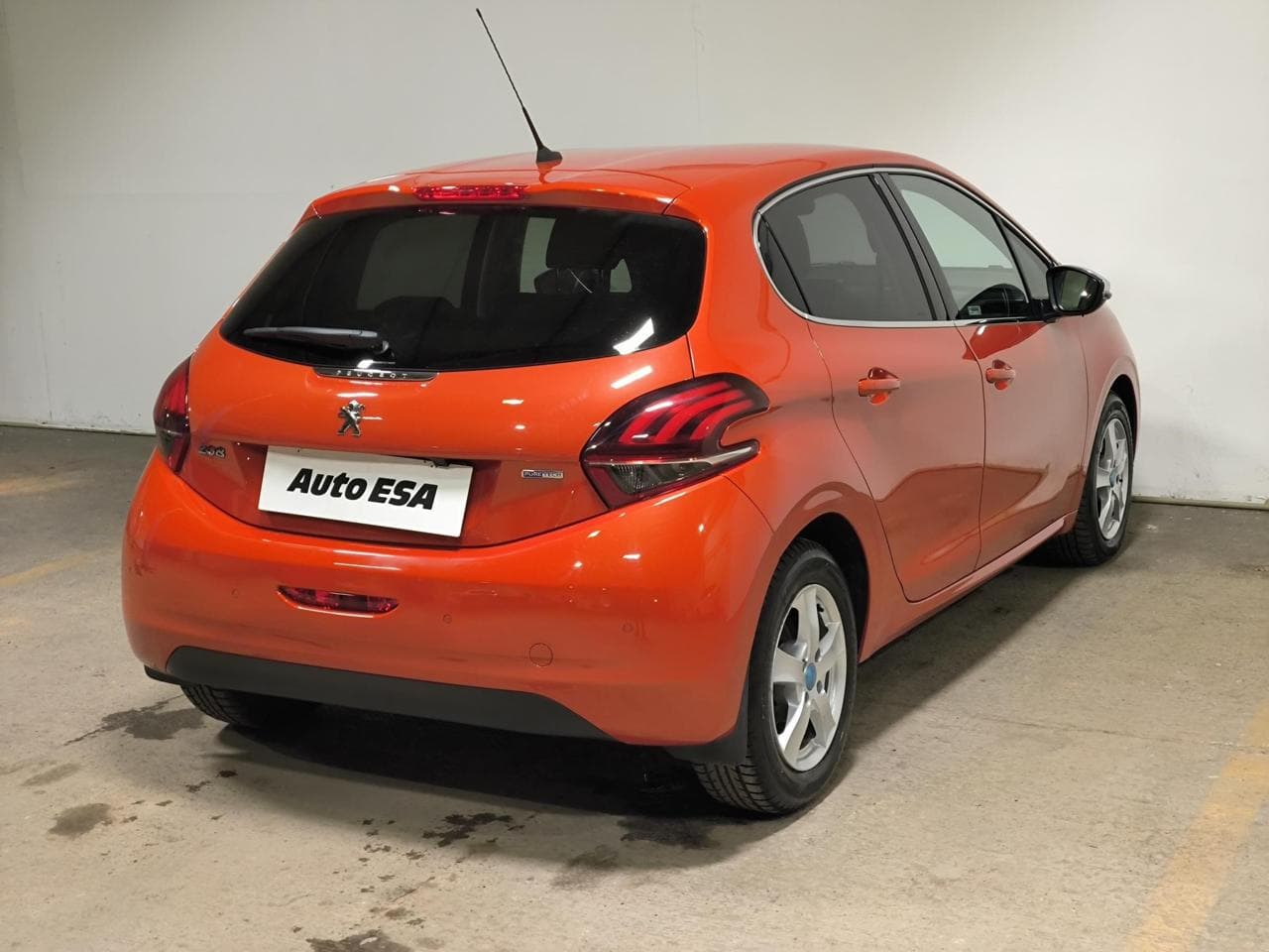 2016 Peugeot 208 - 6