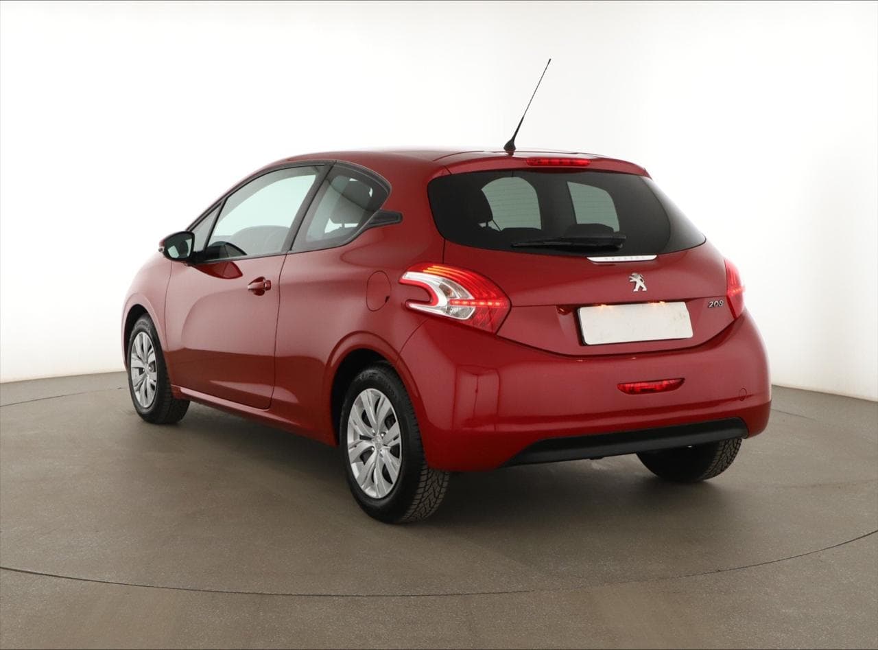 2014 Peugeot 208 - 5