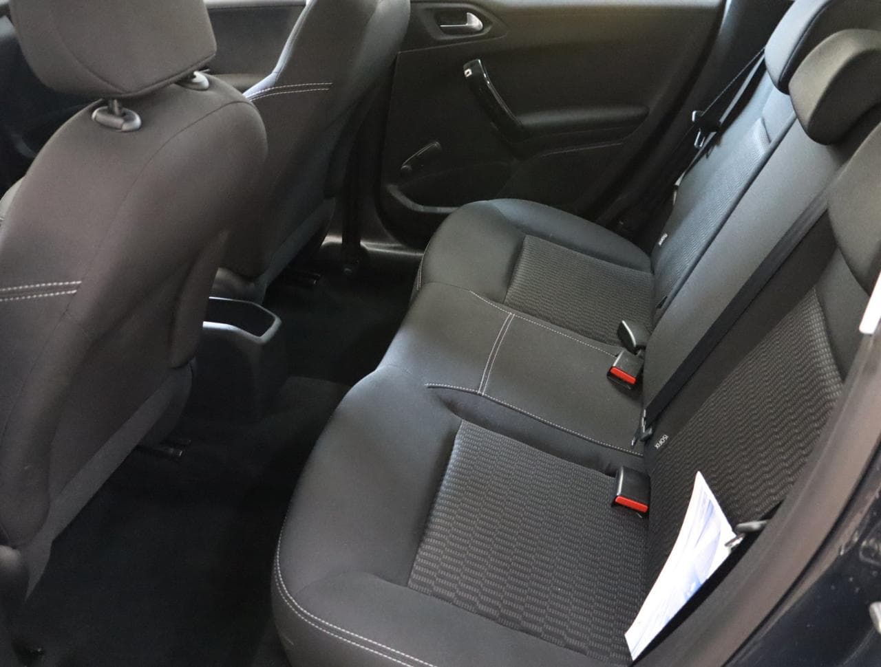 2018 Peugeot 208 - 15