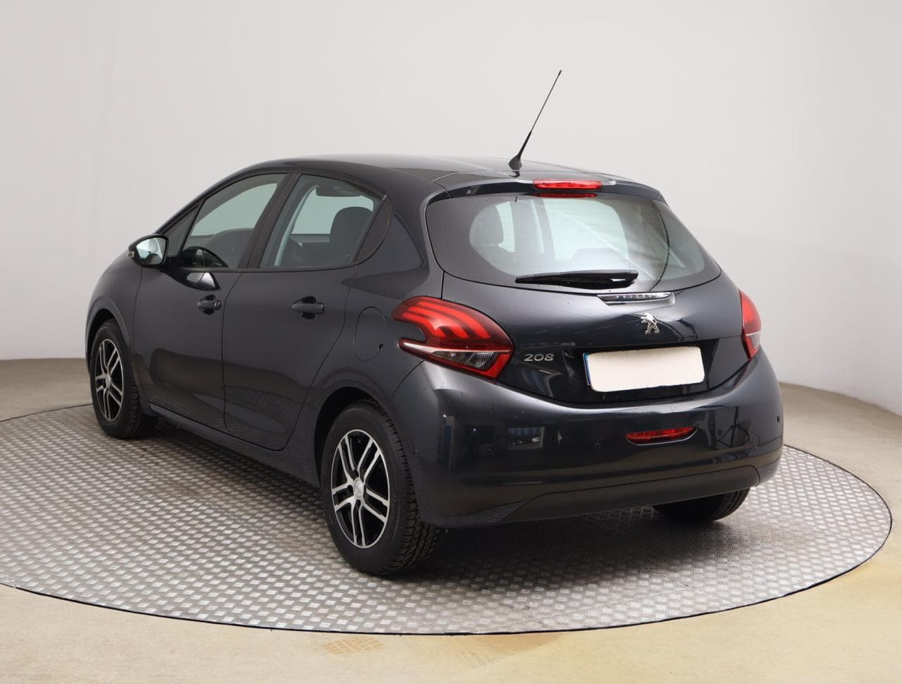 2018 Peugeot 208 - 5