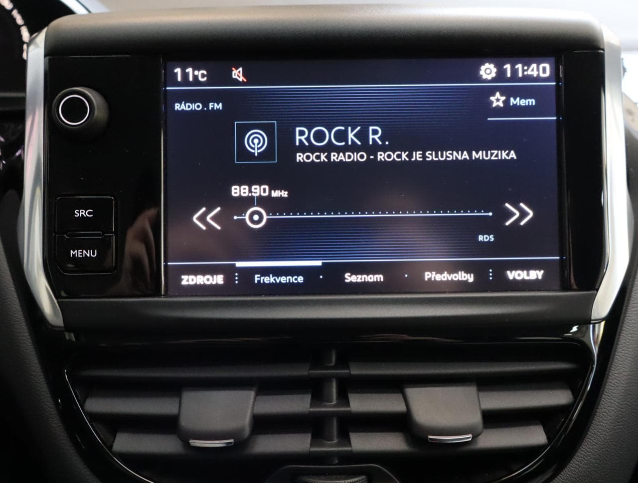 2018 Peugeot 208 - 18