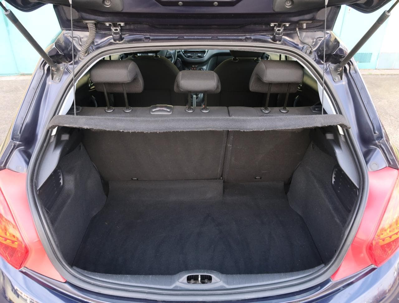 2015 Peugeot 208 - 19