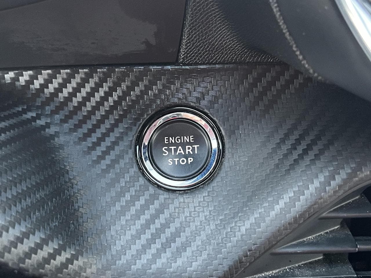 2020 Peugeot 208 - 18