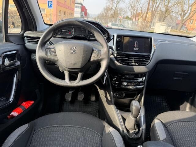 2016 Peugeot 208 - 5