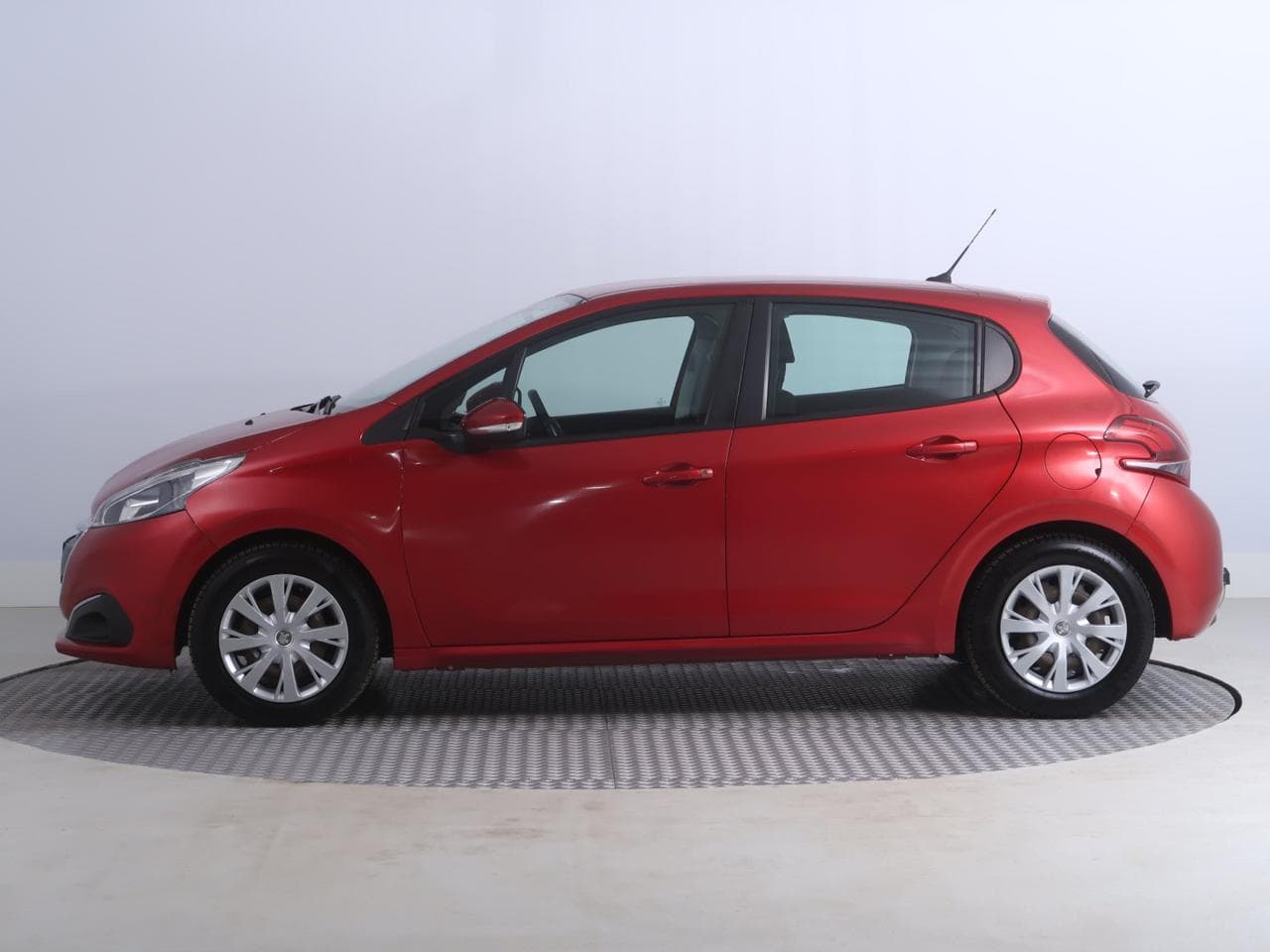 2019 Peugeot 208 - 7