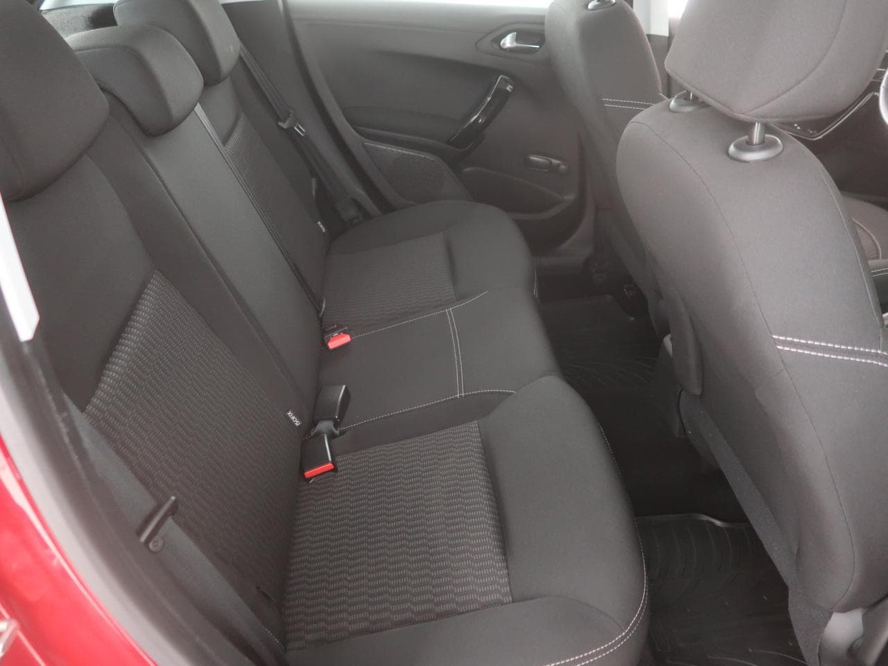 2019 Peugeot 208 - 25