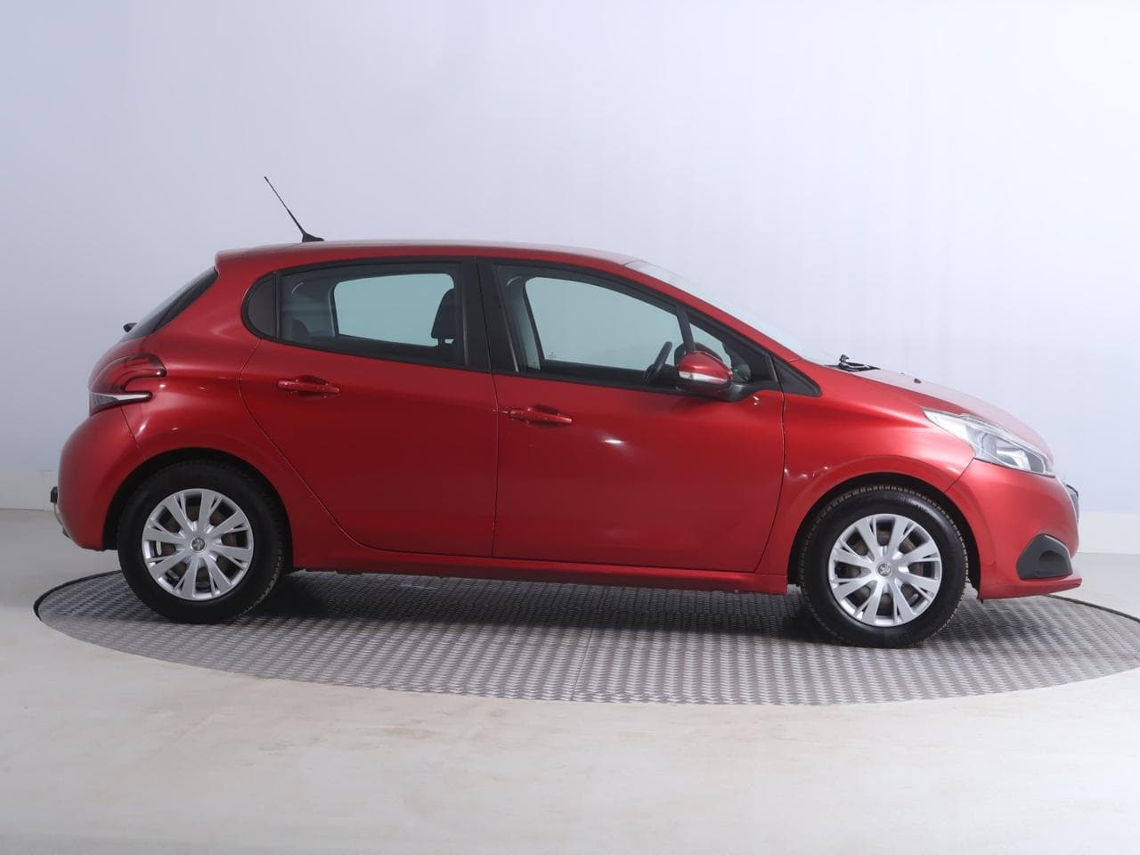 2019 Peugeot 208 - 15