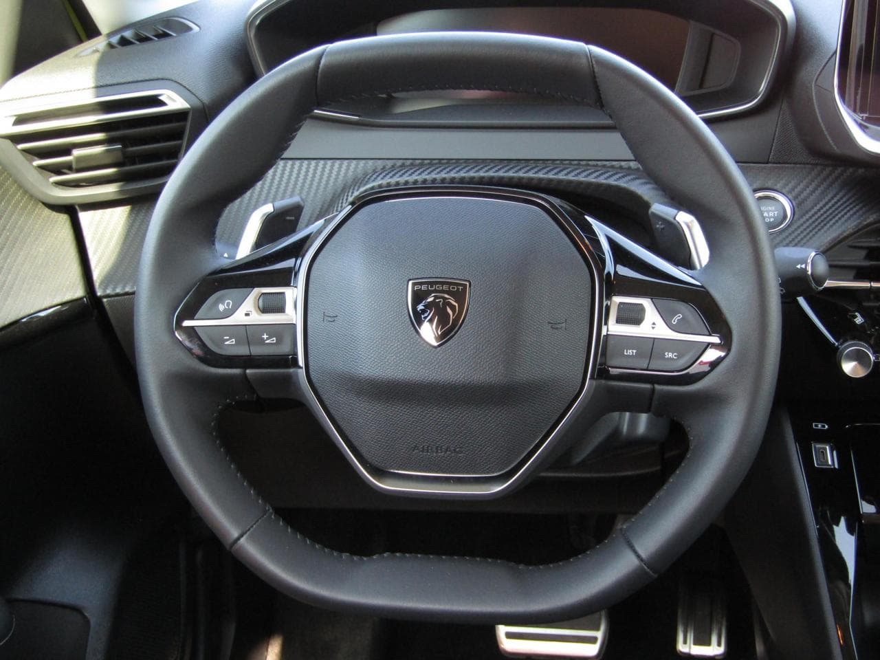 2024 Peugeot 208 - 25