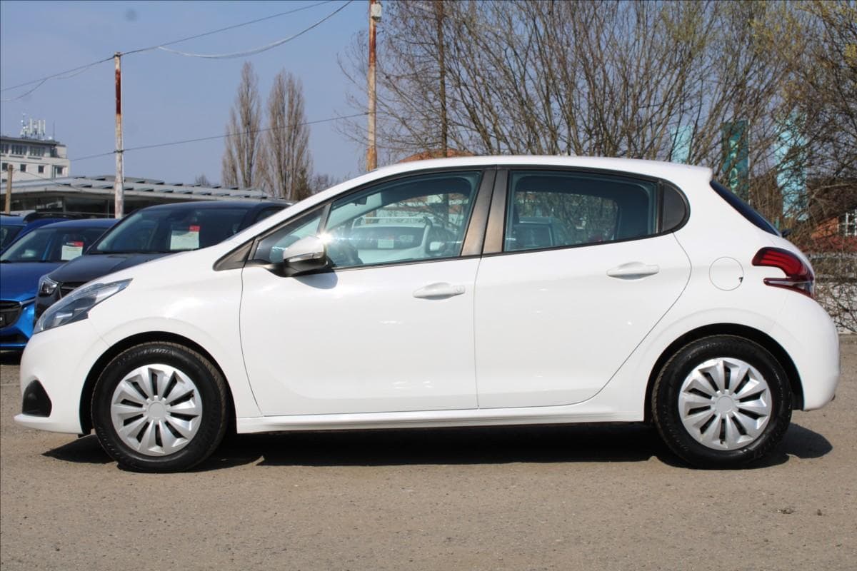 2017 Peugeot 208 - 8