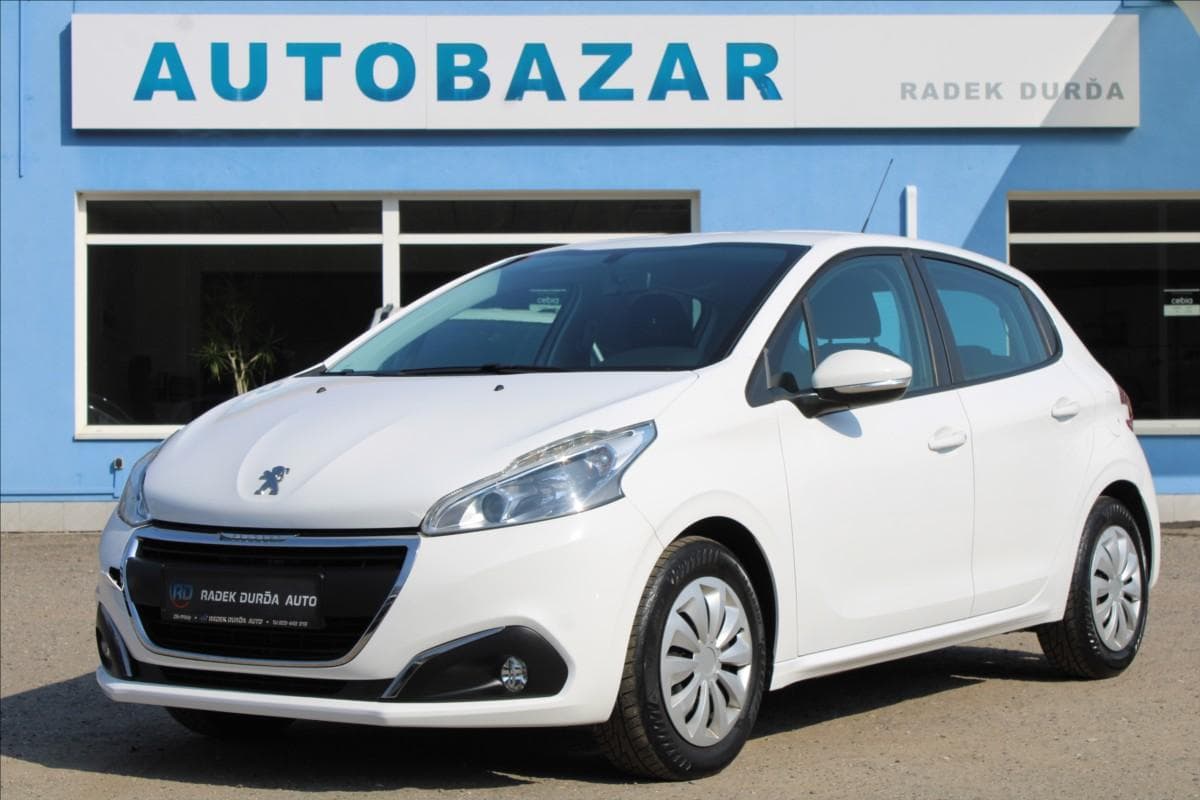 Peugeot 208 1,2 PT  NOVÉ V ČR,48TKM hatchback