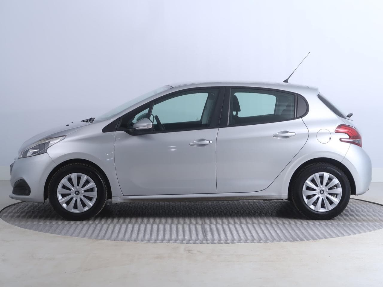 2016 Peugeot 208 - 4