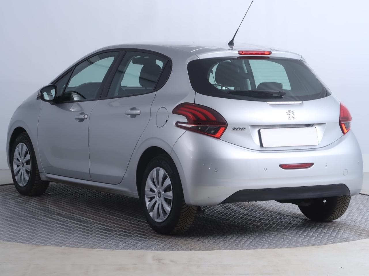 2016 Peugeot 208 - 5