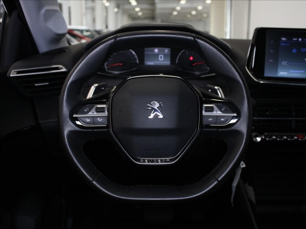 2023 Peugeot 208 - 9