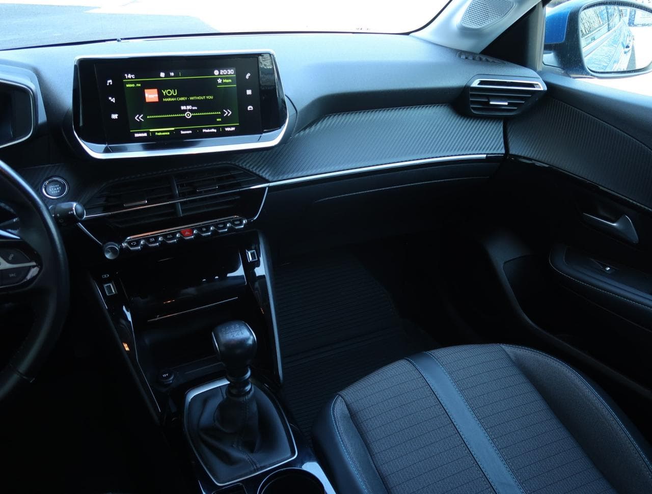 2020 Peugeot 208 - 11