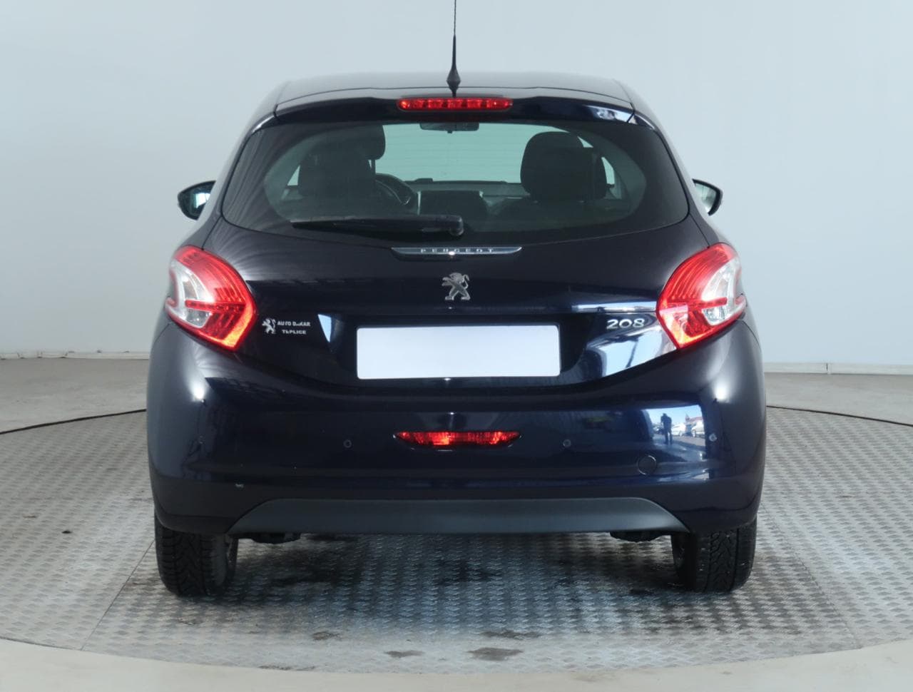 2015 Peugeot 208 - 6