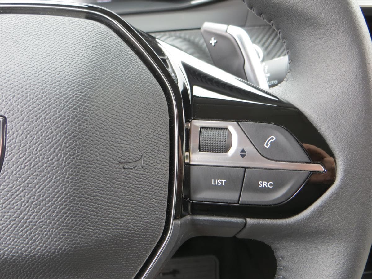 2025 Peugeot 208 - 20