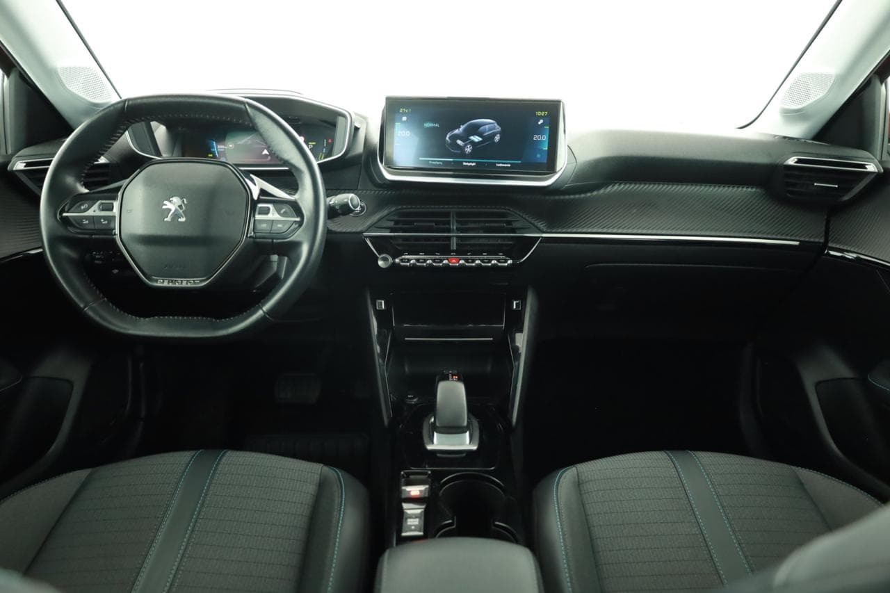 2020 Peugeot 208 - 9