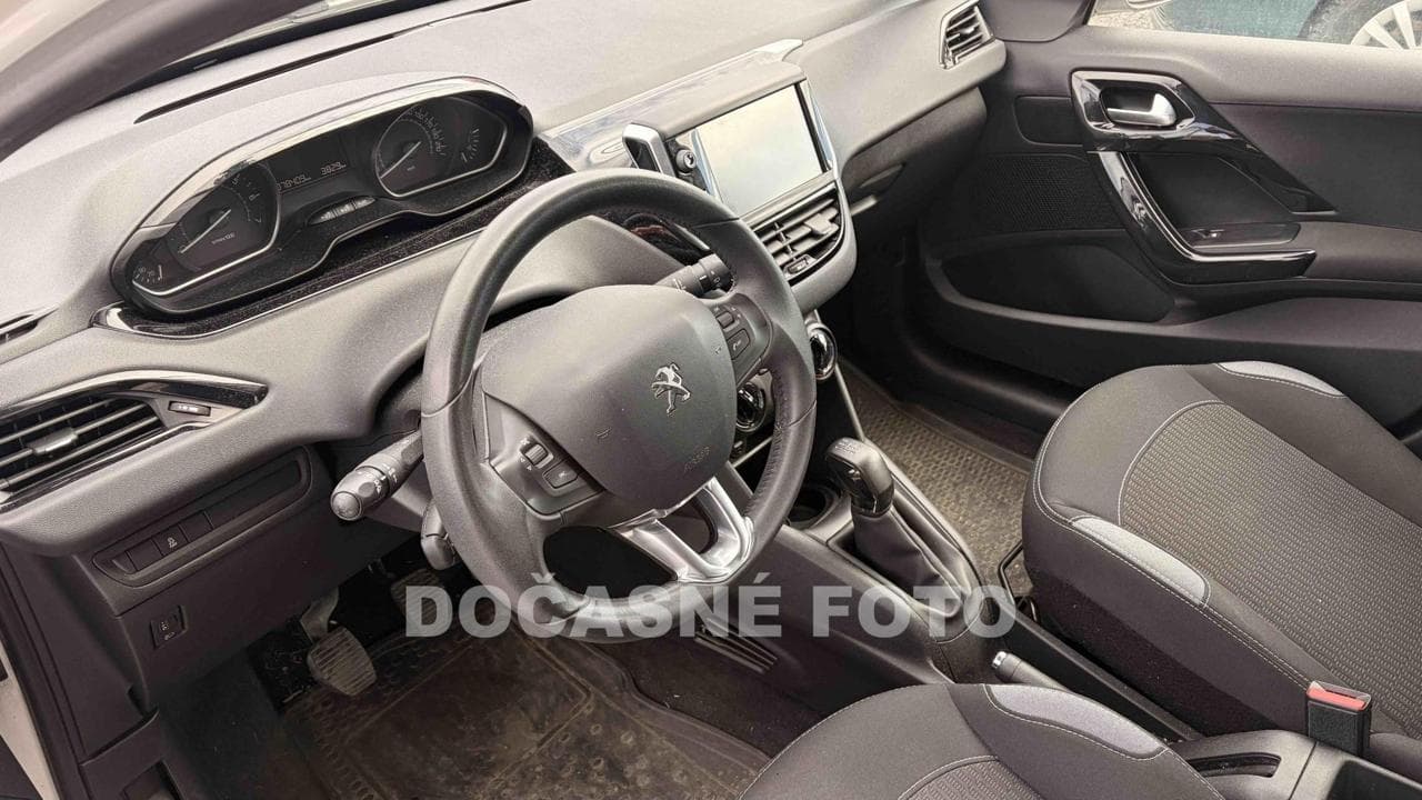 2016 Peugeot 208 - 3
