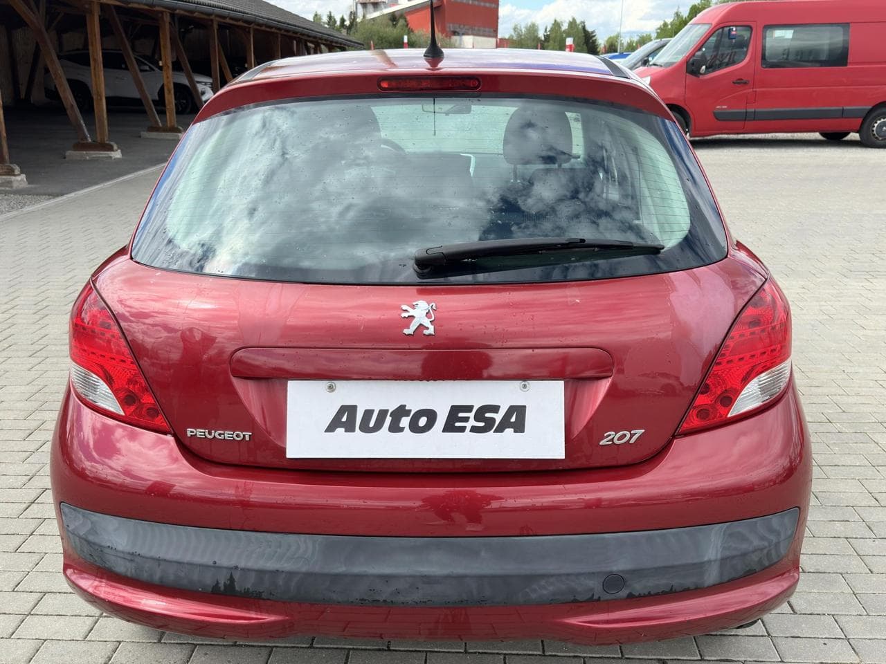 2010 Peugeot 207 - 9