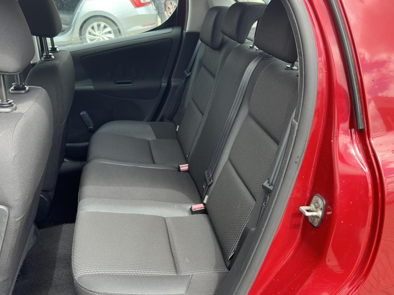 2010 Peugeot 207 - 18