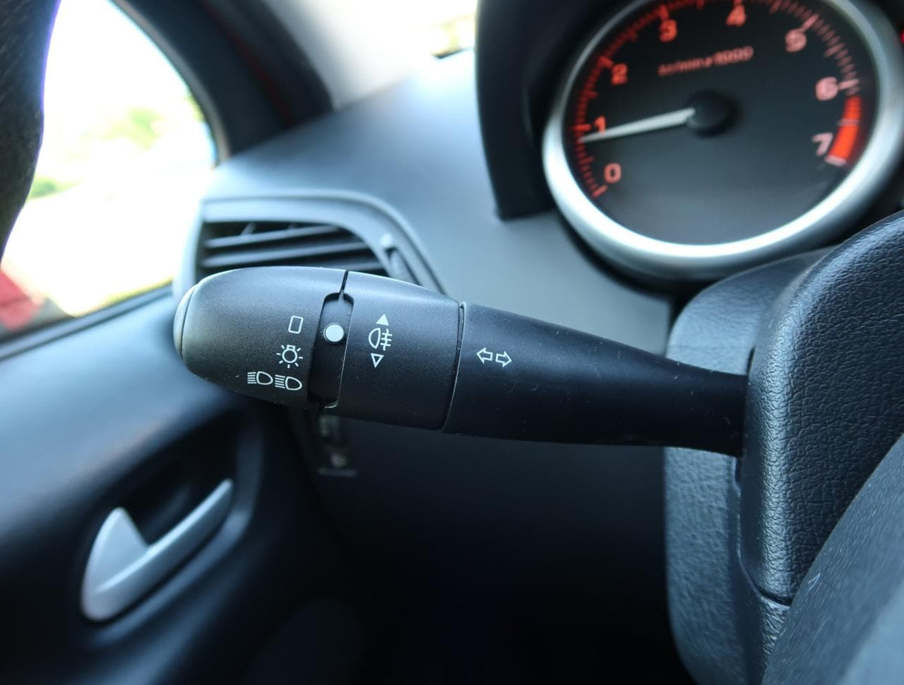 2007 Peugeot 207 - 20