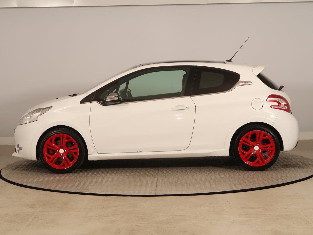 2014 Peugeot 208 - 4