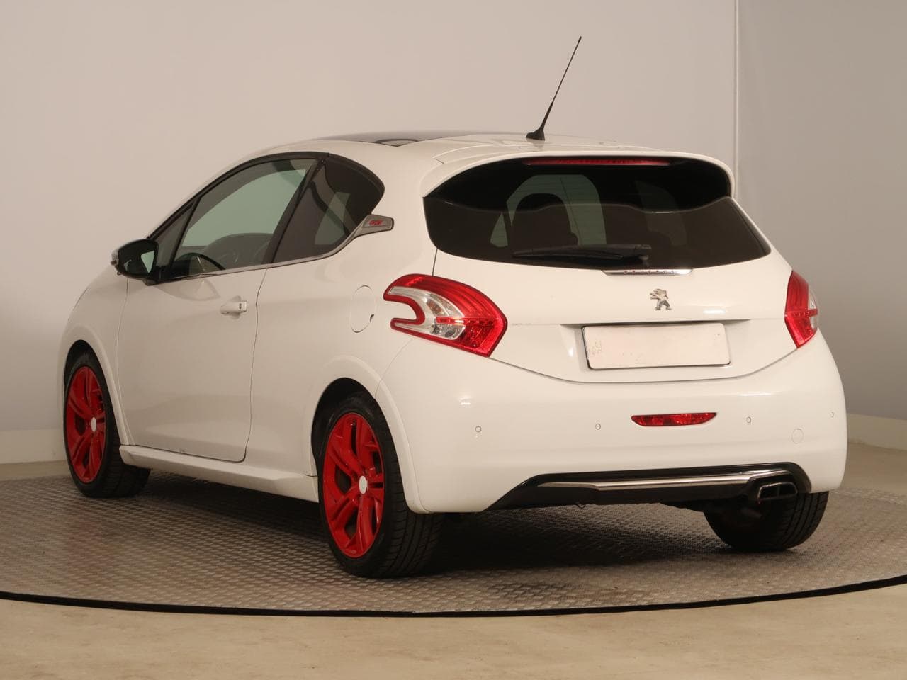 2014 Peugeot 208 - 5