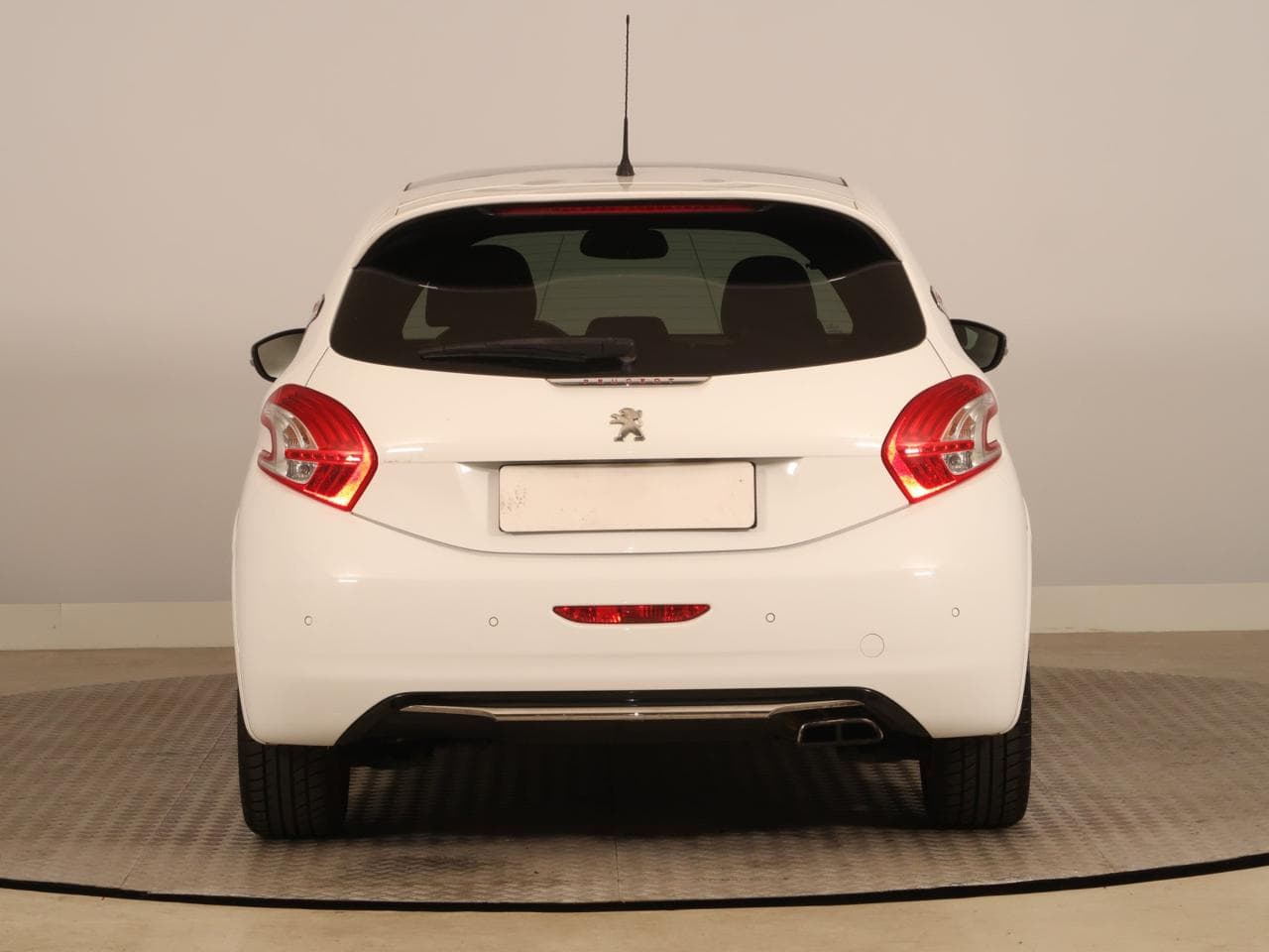 2014 Peugeot 208 - 6
