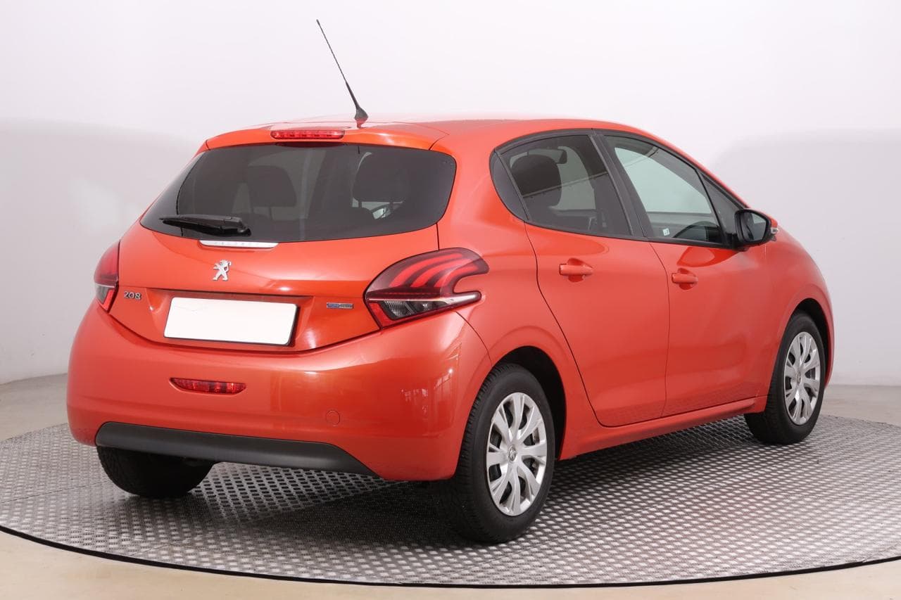 2016 Peugeot 208 - 7