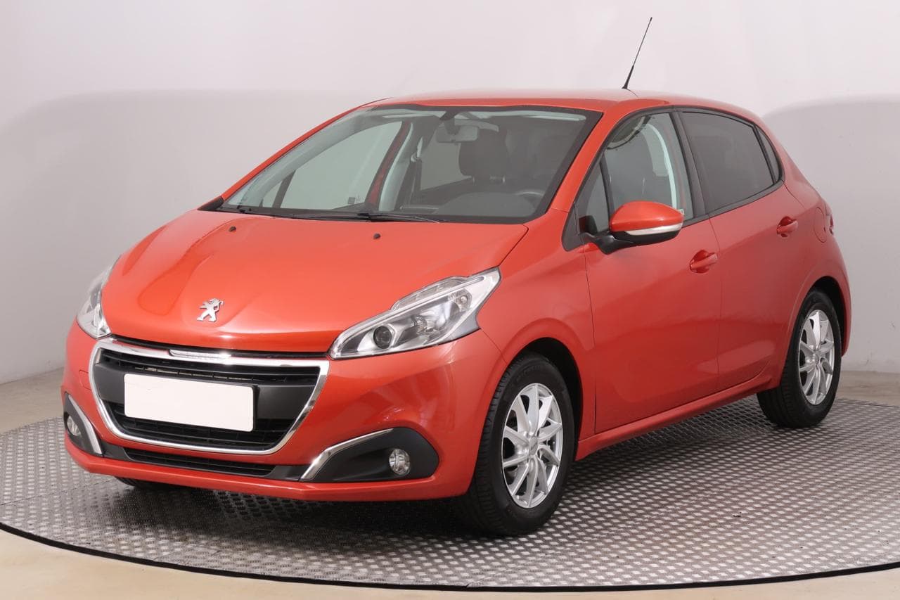 2016 Peugeot 208 - 26