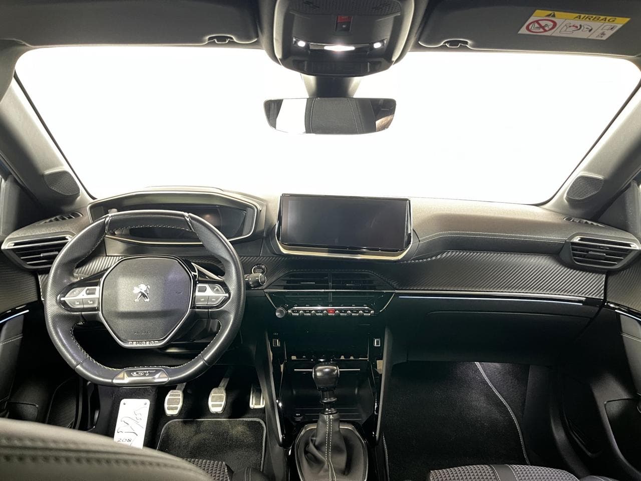 2019 Peugeot 208 - 8