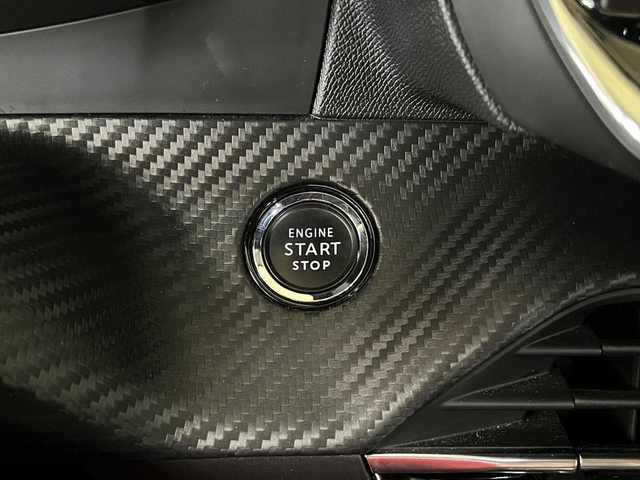 2019 Peugeot 208 - 19