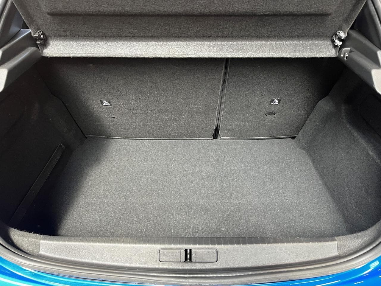 2019 Peugeot 208 - 7
