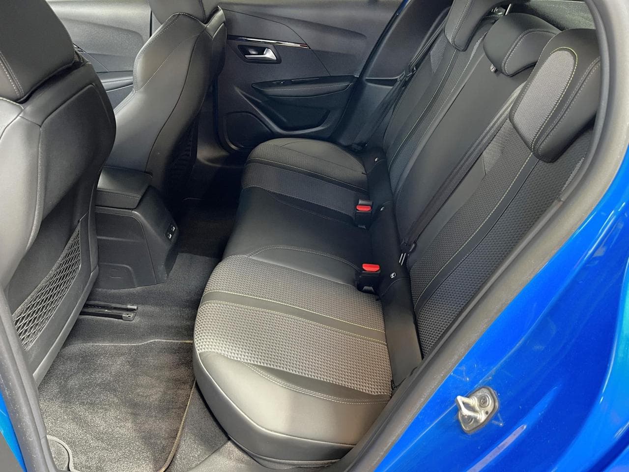 2019 Peugeot 208 - 10
