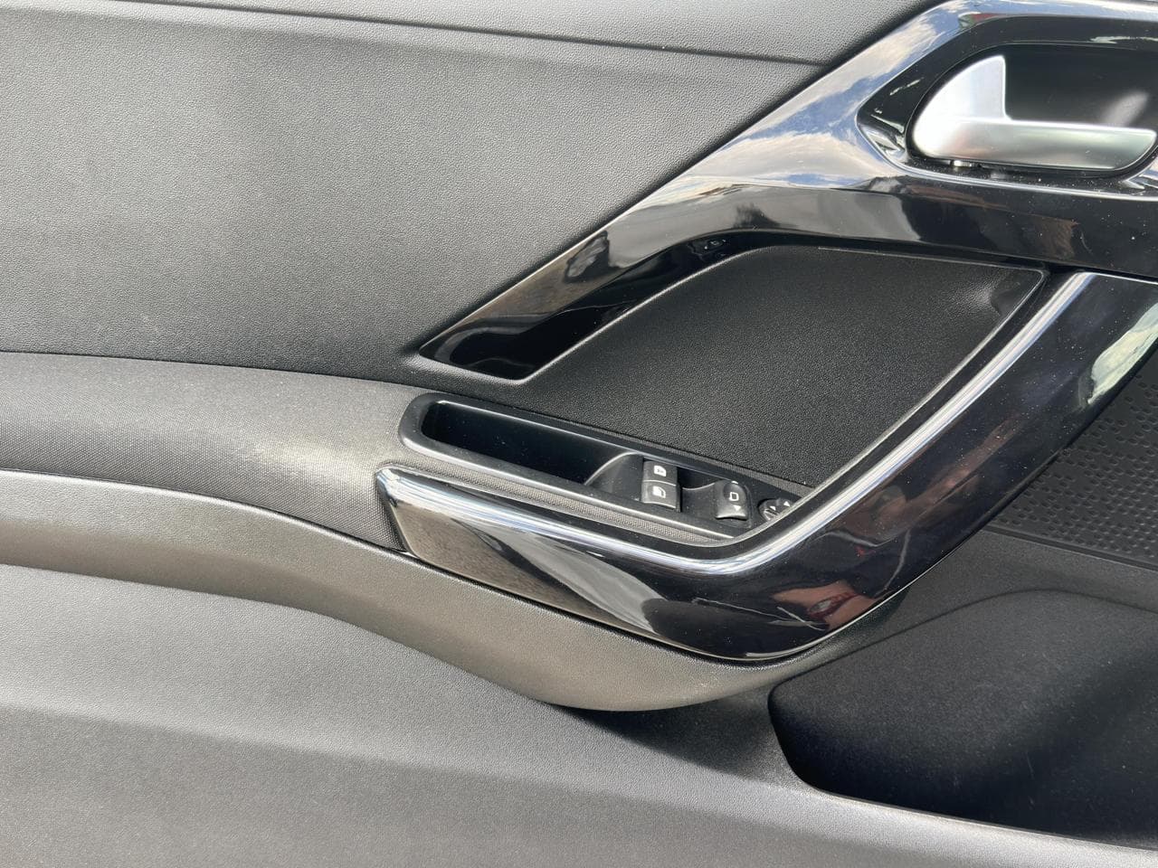 2012 Peugeot 208 - 20