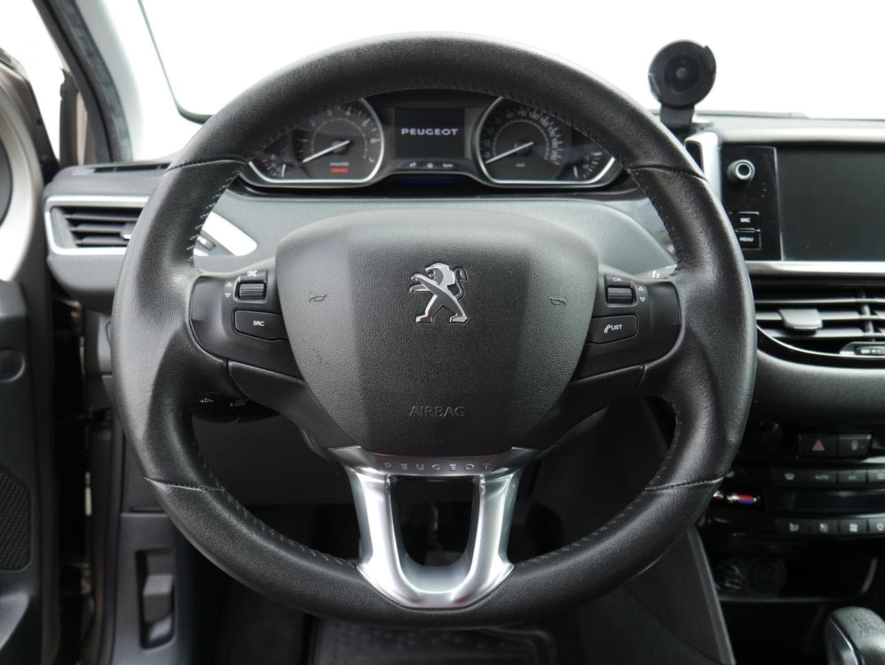 2014 Peugeot 208 - 12