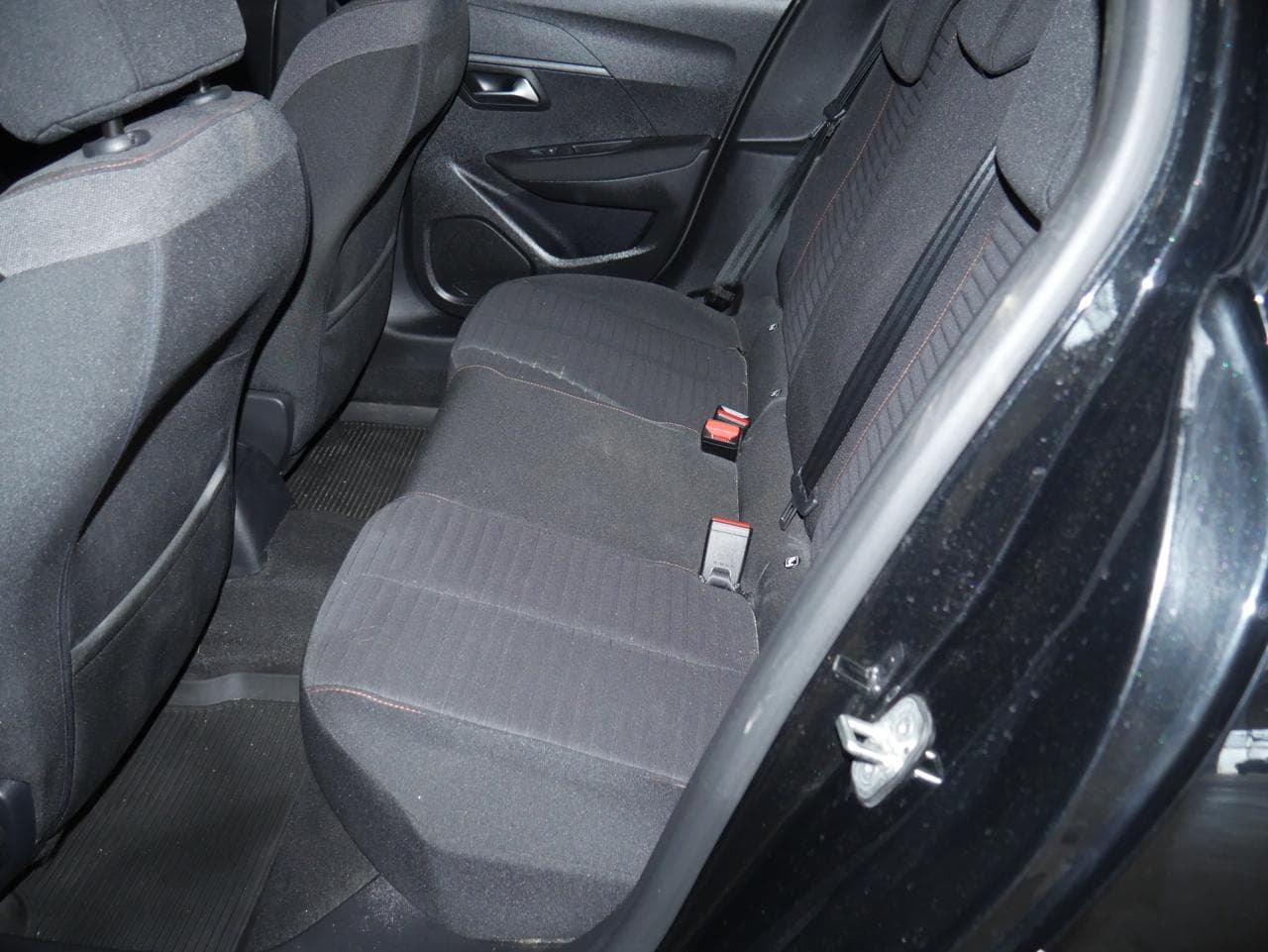 2022 Peugeot 208 - 10