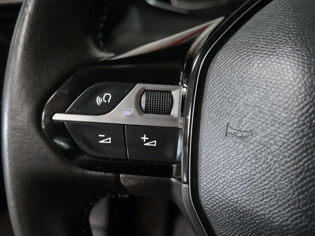 2022 Peugeot 208 - 14